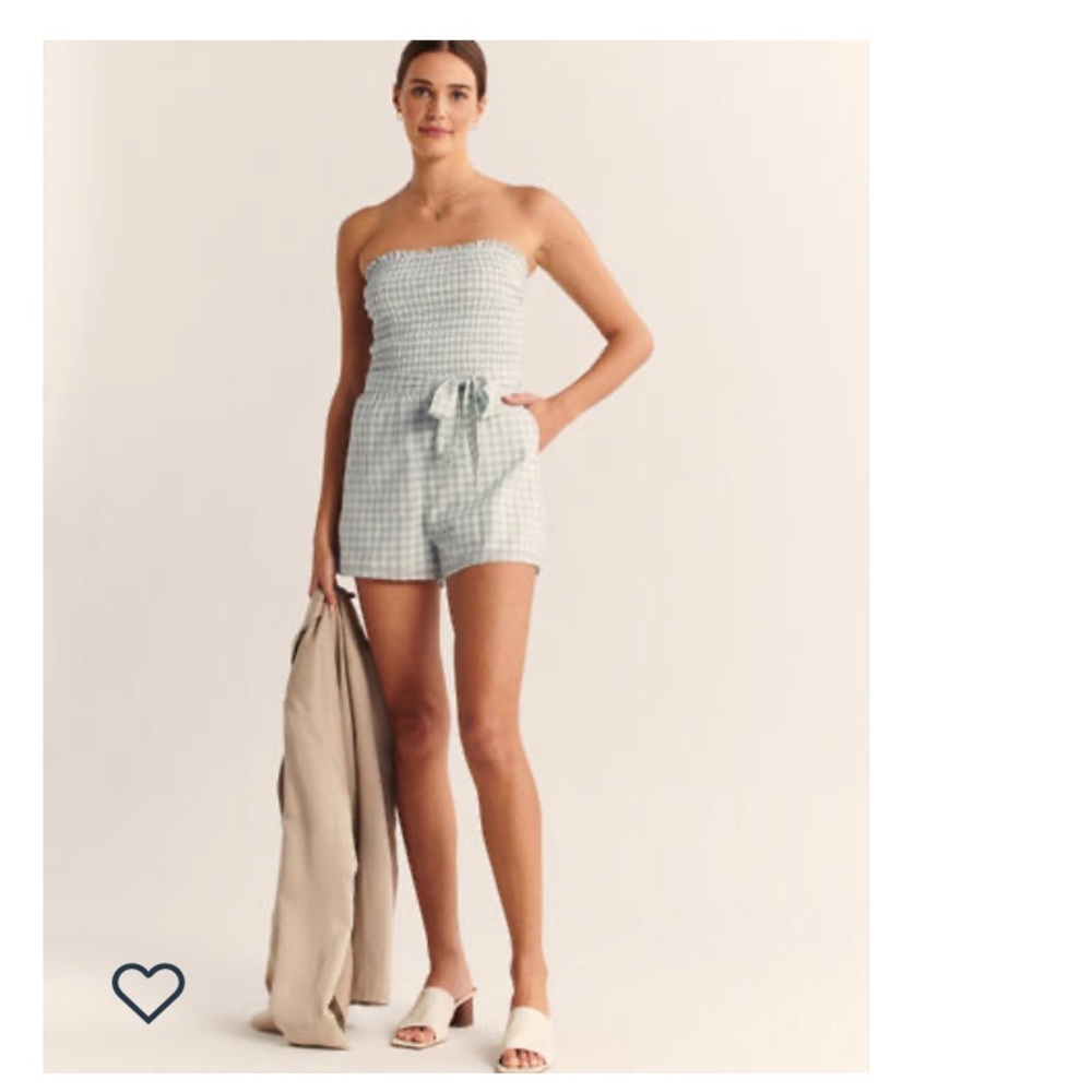Abercrombie & Fitch Short jumpsuits